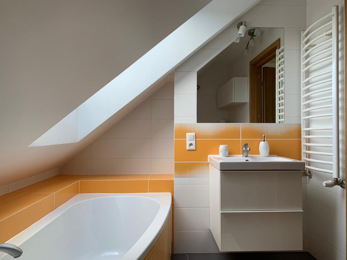 Apartament Sloneczna Rapsodia - Blisko Parku Zdrojowego - Piekny Widok - Ogrod - Taras รับกา ภายนอก รูปภาพ